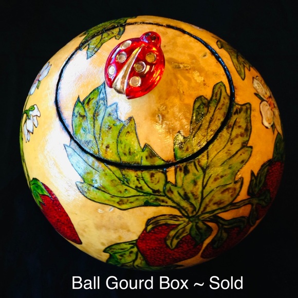 CREATIVE IDEAS for Arts and Crafts Projects using Gourds by Kristina Simkins - Picture 9 of 16